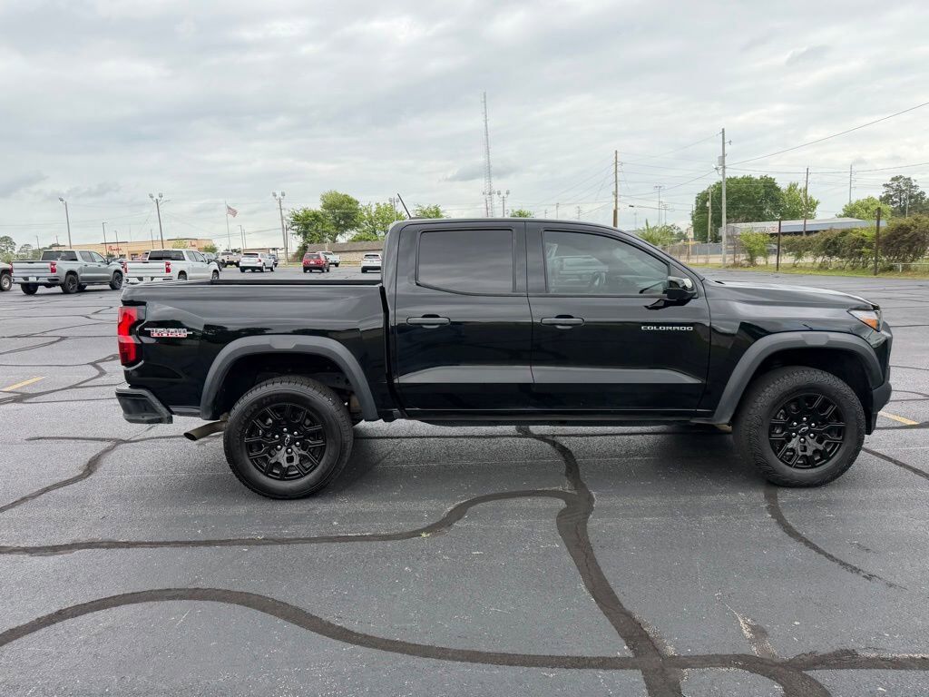 2023 CHEVROLET Colorado