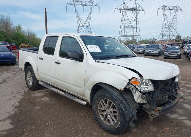 2015 NISSAN Frontier