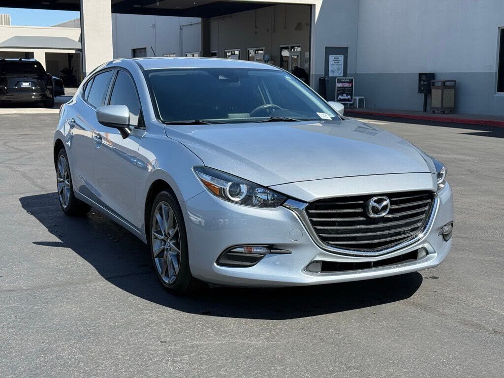 2018 MAZDA Mazda3
