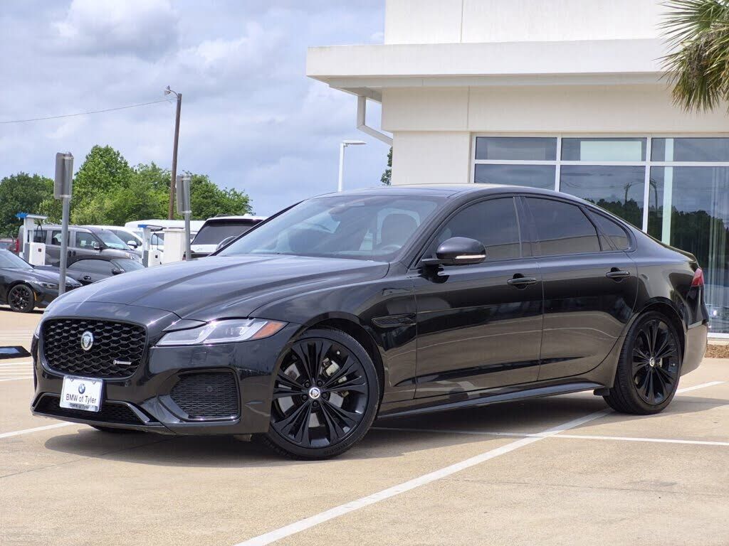 2024 JAGUAR XF