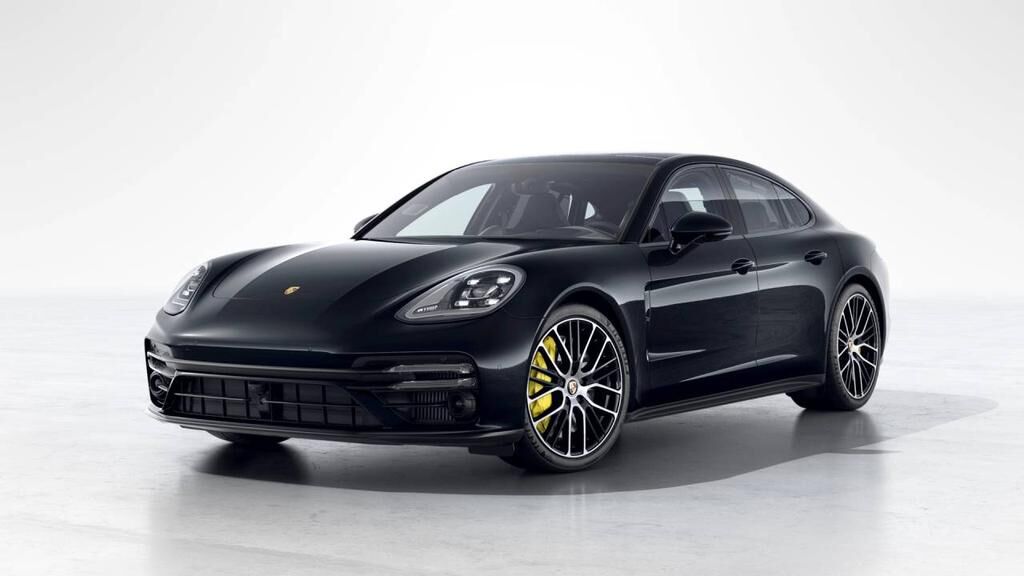 2022 PORSCHE Panamera