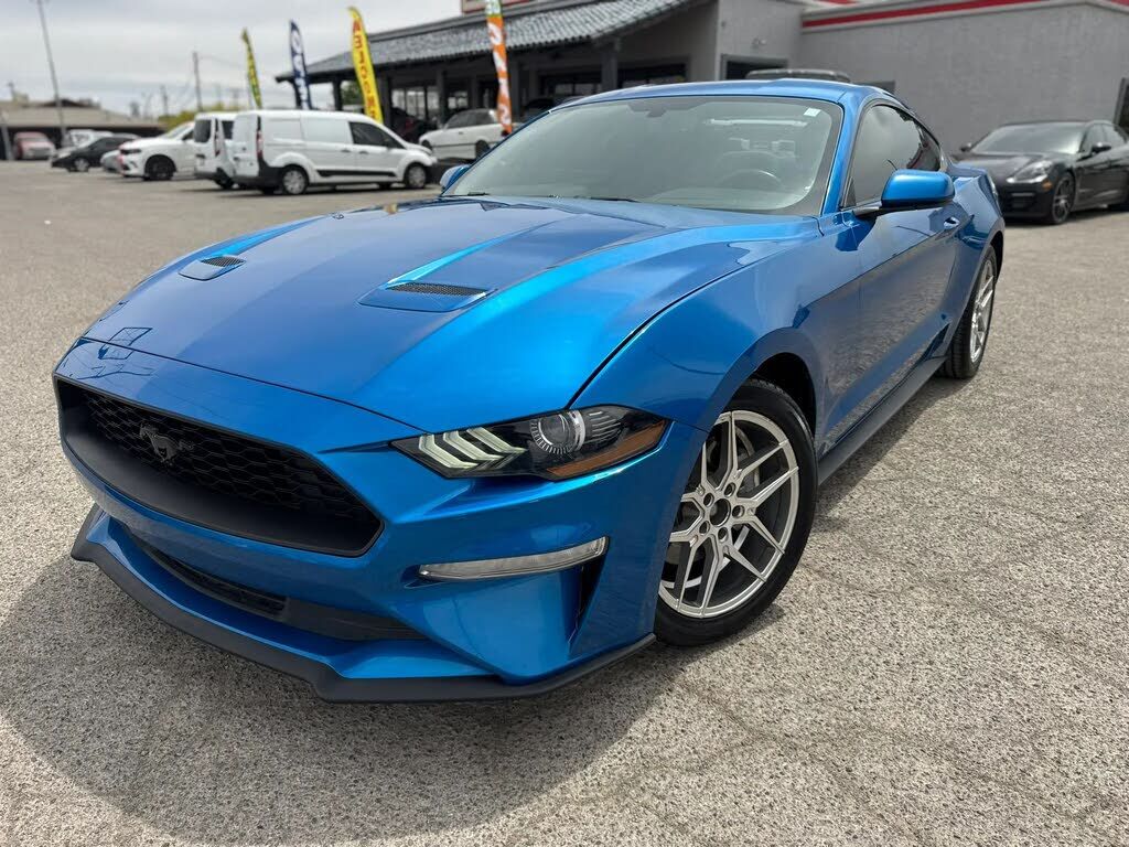 2020 FORD Mustang