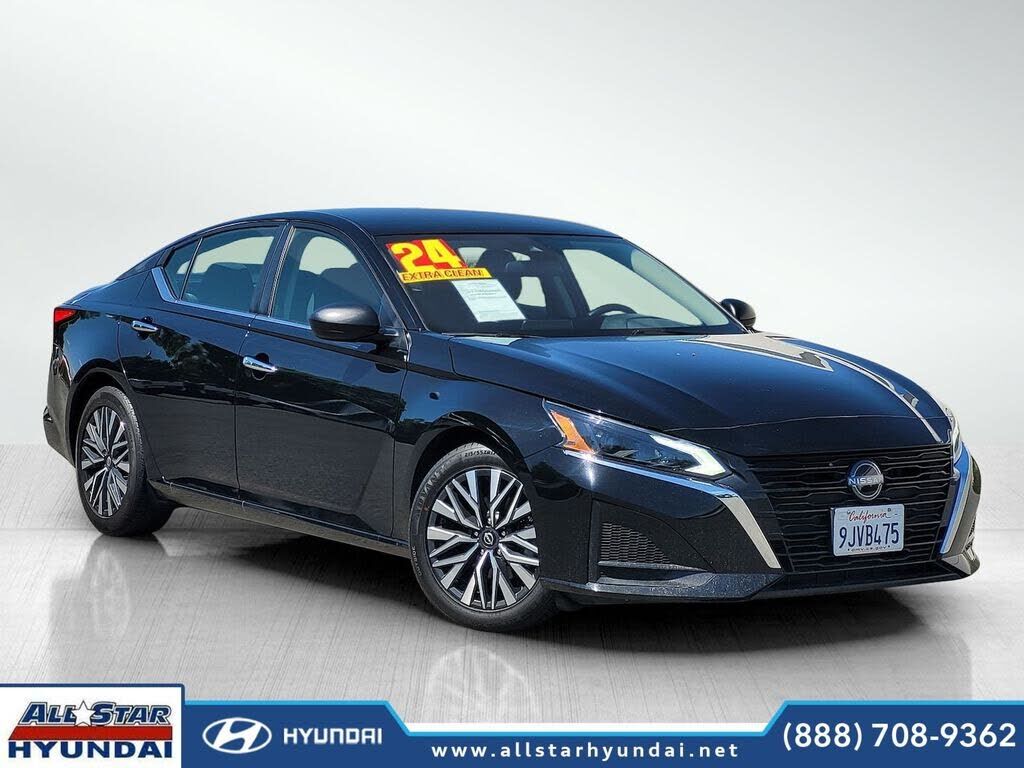 2024 NISSAN Altima