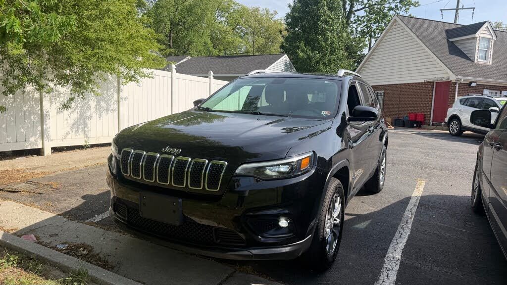 2019 JEEP Cherokee