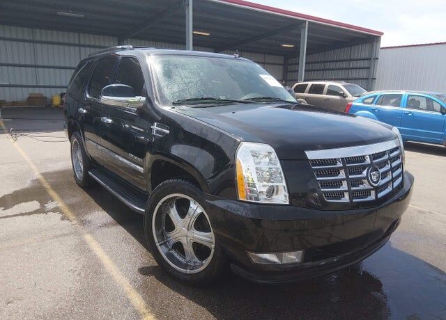 2011 CADILLAC Escalade