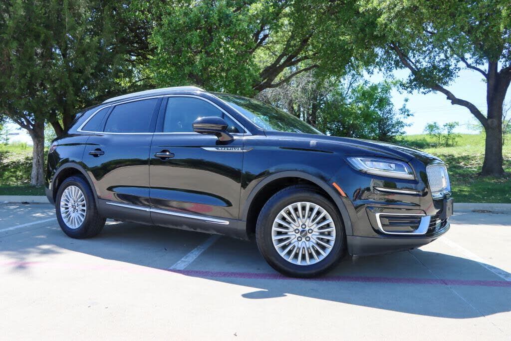 2019 LINCOLN Nautilus