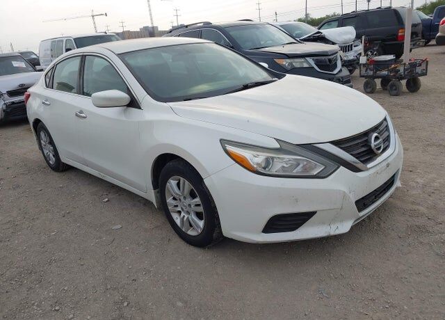 2016 NISSAN Altima