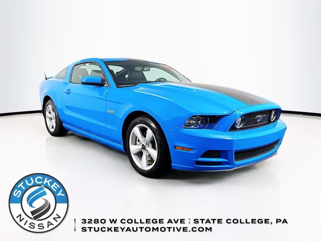 2013 FORD Mustang