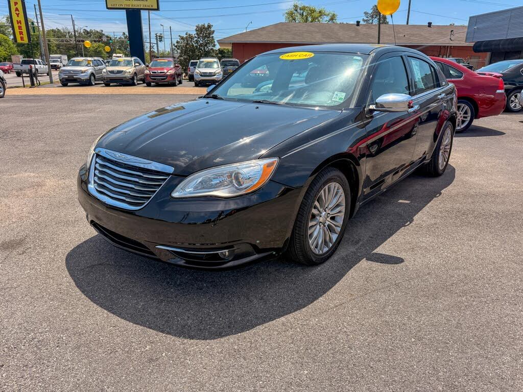 2012 CHRYSLER 200