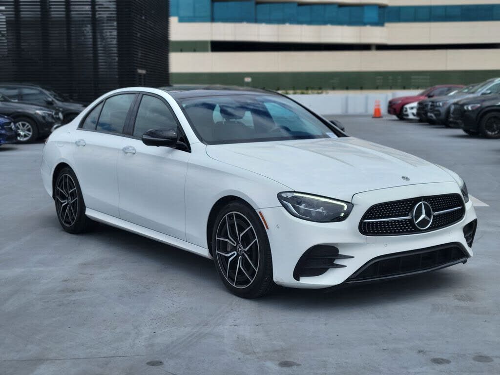 2022 MERCEDES-BENZ E-Class