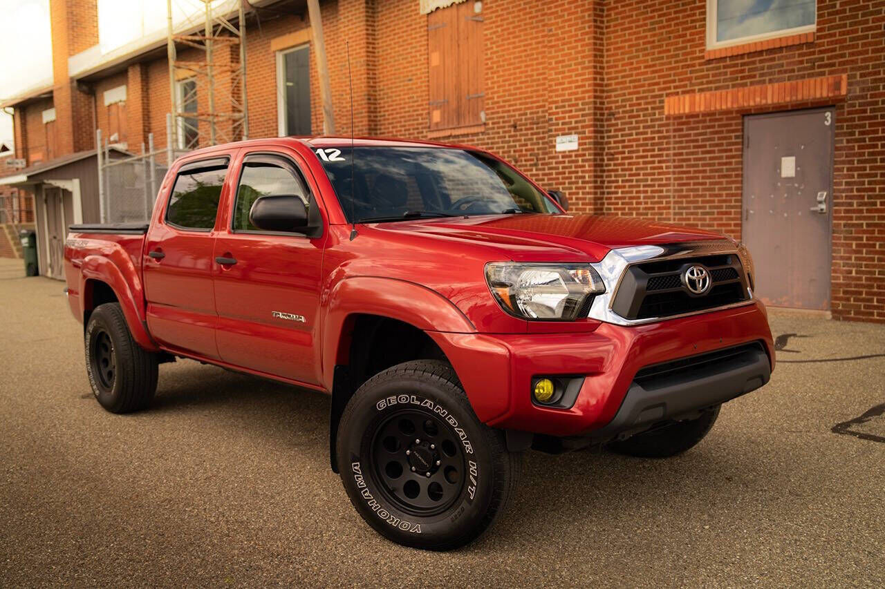 2012 TOYOTA Tacoma