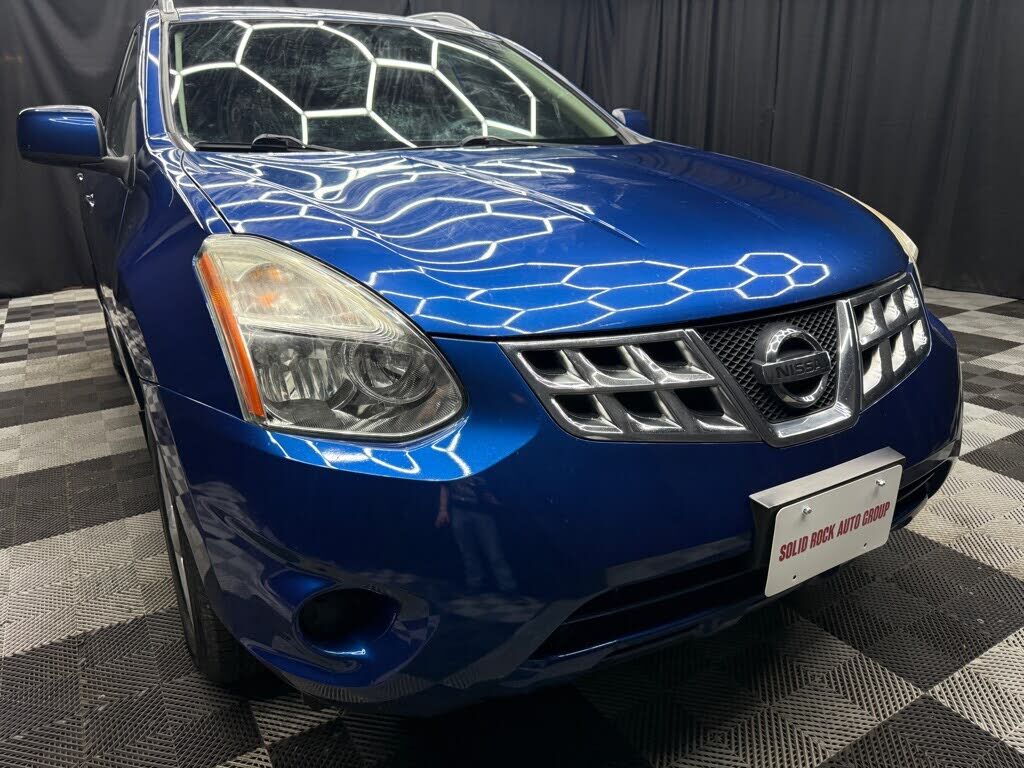 2011 NISSAN Rogue