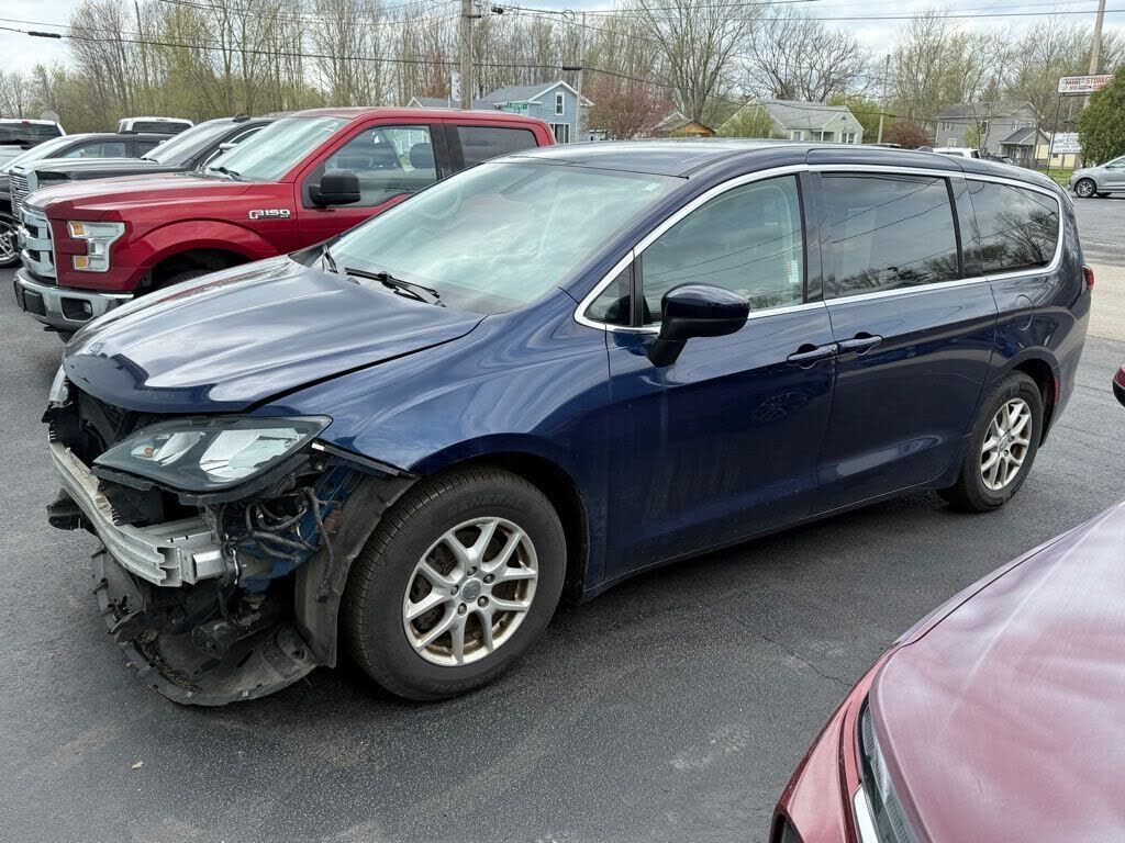 2017 CHRYSLER Pacifica