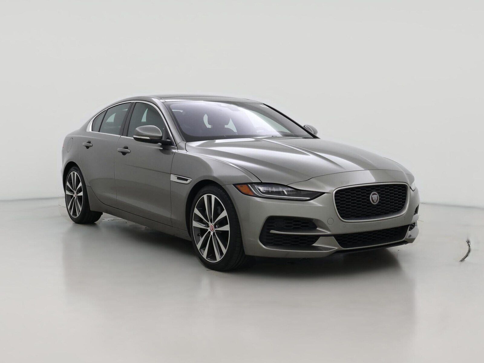 2020 JAGUAR XE