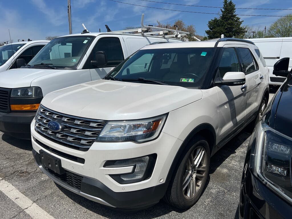 2016 FORD Explorer