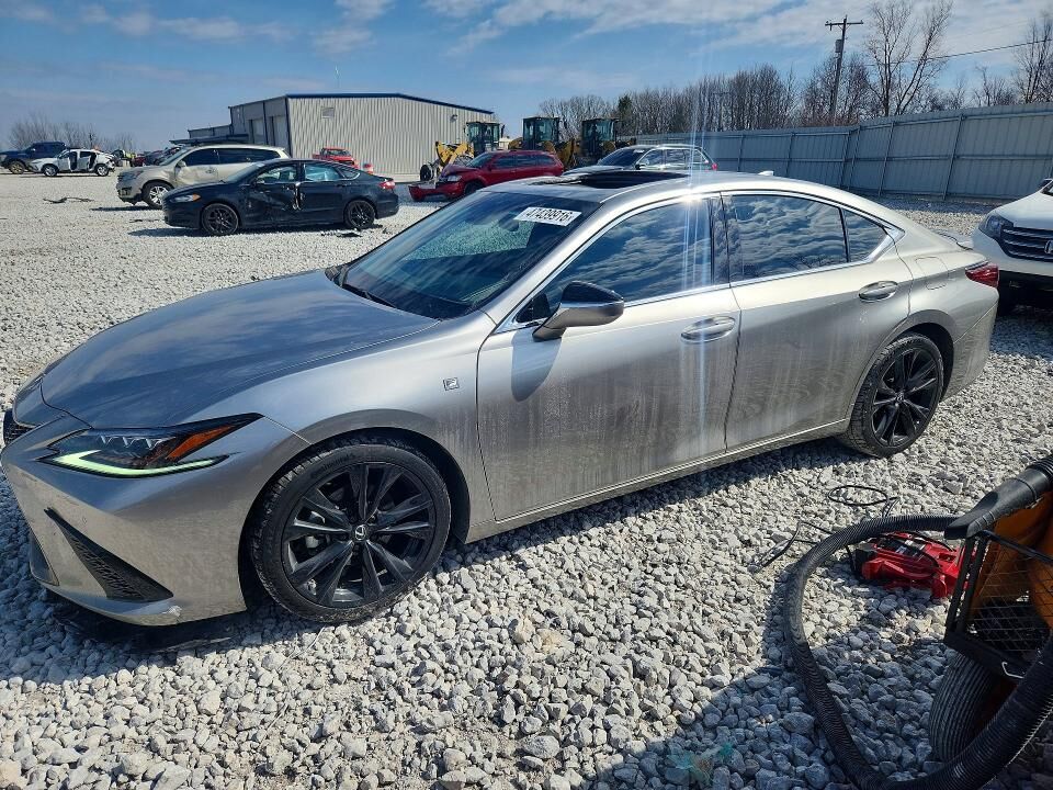 2021 LEXUS ES