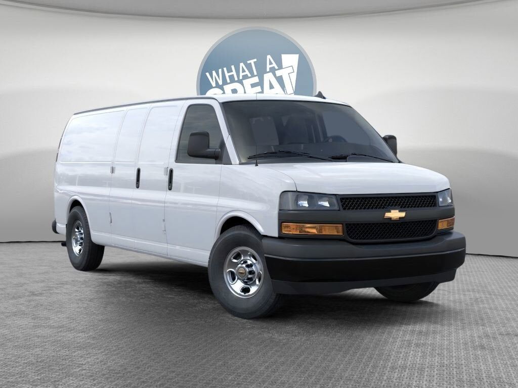2026 CHEVROLET Express
