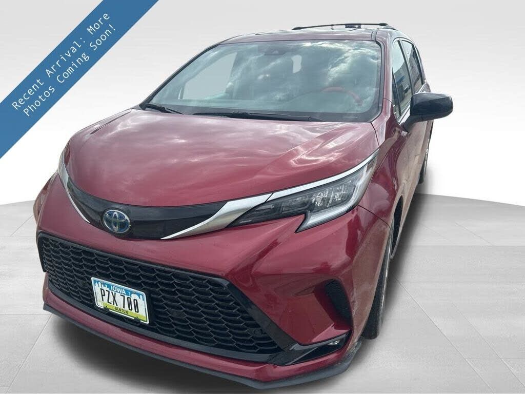 2023 TOYOTA Sienna