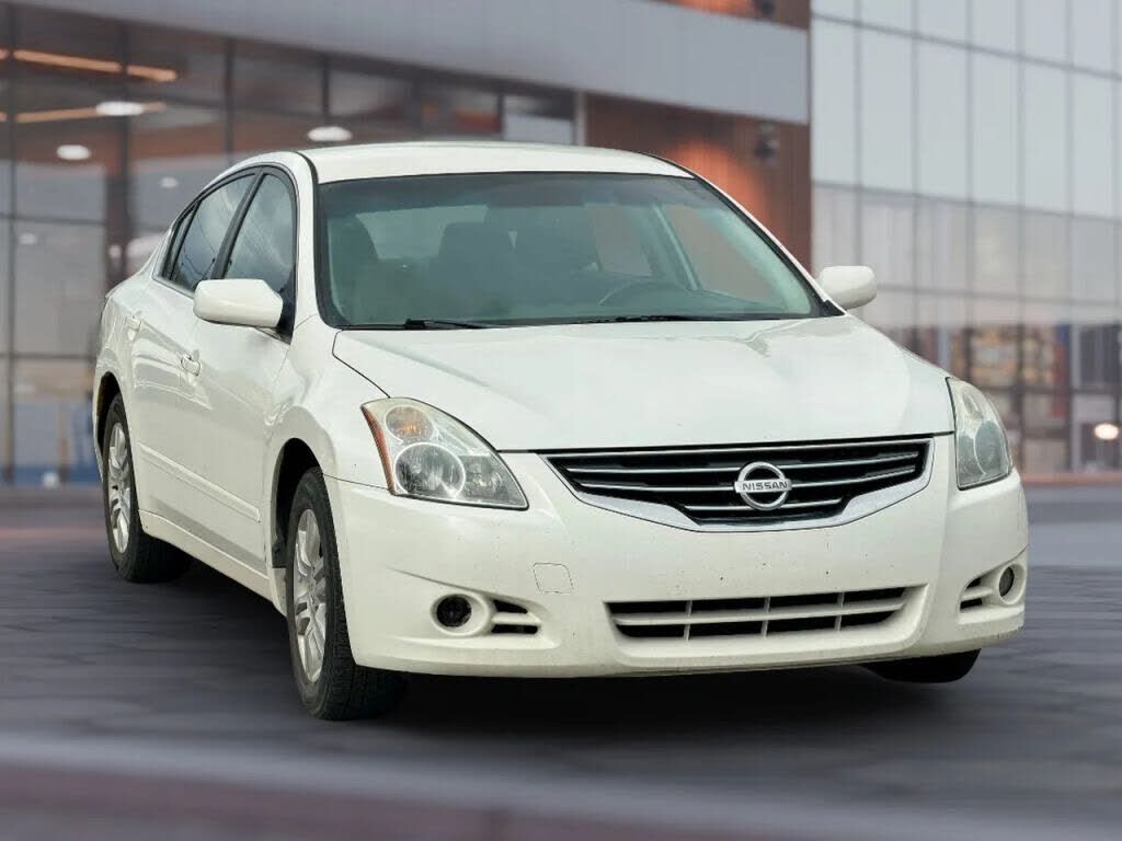 2012 NISSAN Altima