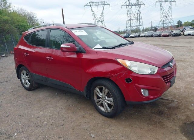 2013 HYUNDAI Tucson