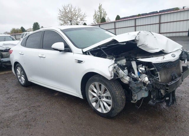 2017 KIA Optima
