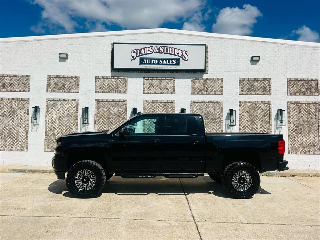 2017 CHEVROLET Silverado