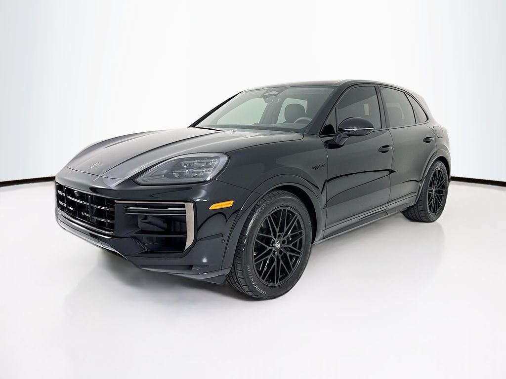 2026 PORSCHE Cayenne