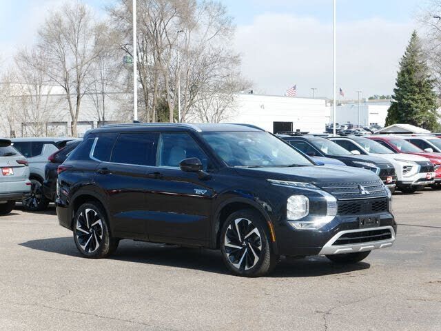 2023 MITSUBISHI Outlander