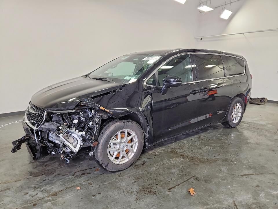 2025 CHRYSLER Pacifica