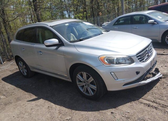 2016 VOLVO XC60