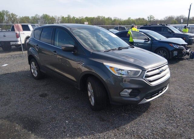 2017 FORD Escape