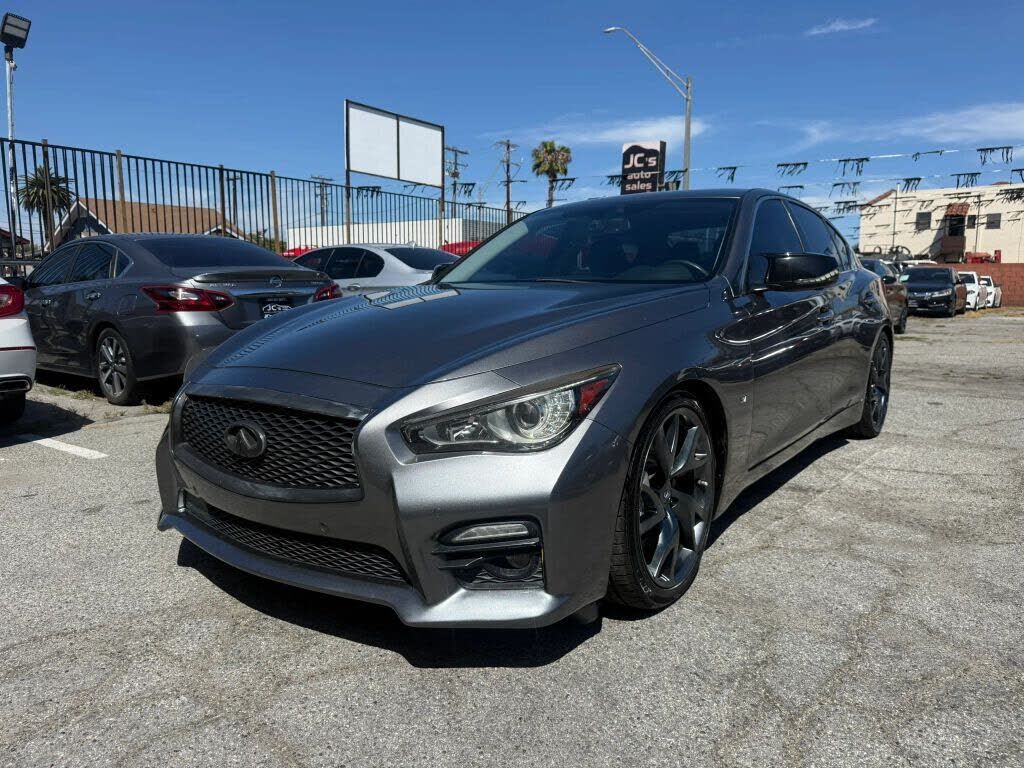 2014 INFINITI Q50
