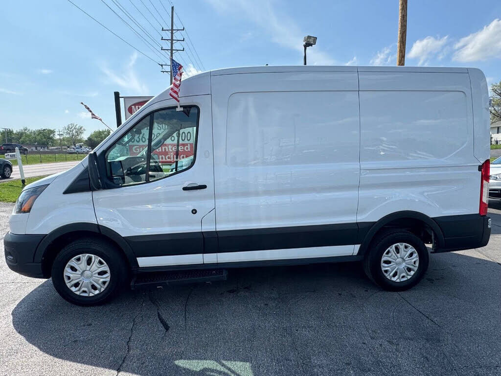 2021 FORD Transit