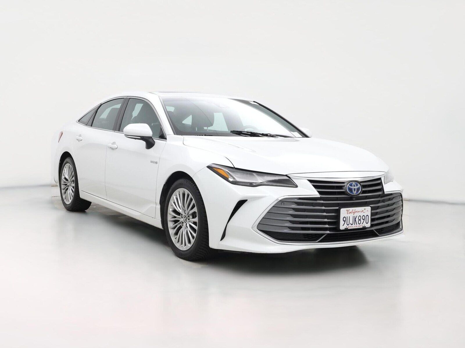 2019 TOYOTA Avalon