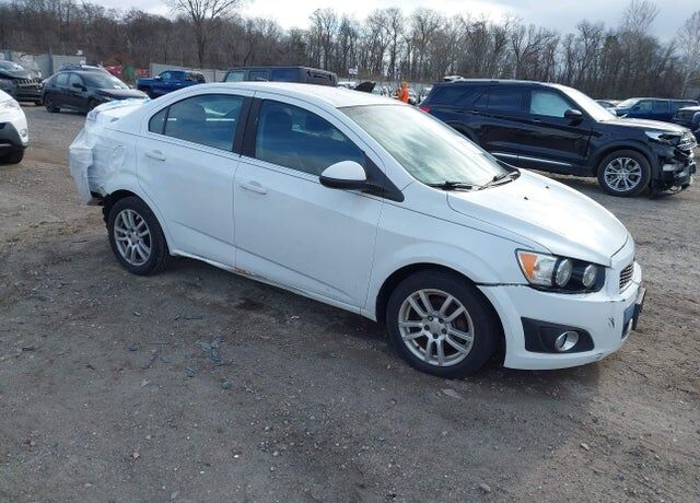 2013 CHEVROLET Sonic