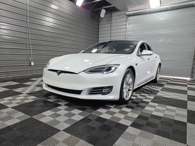 2020 TESLA Model S