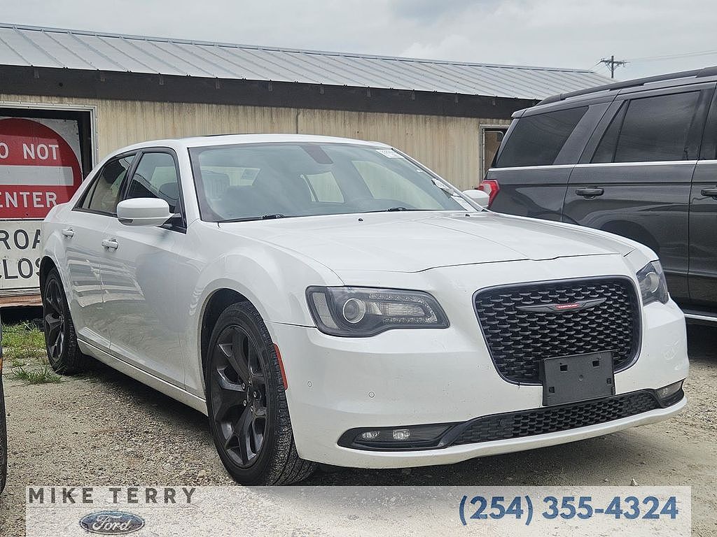 2023 CHRYSLER 300