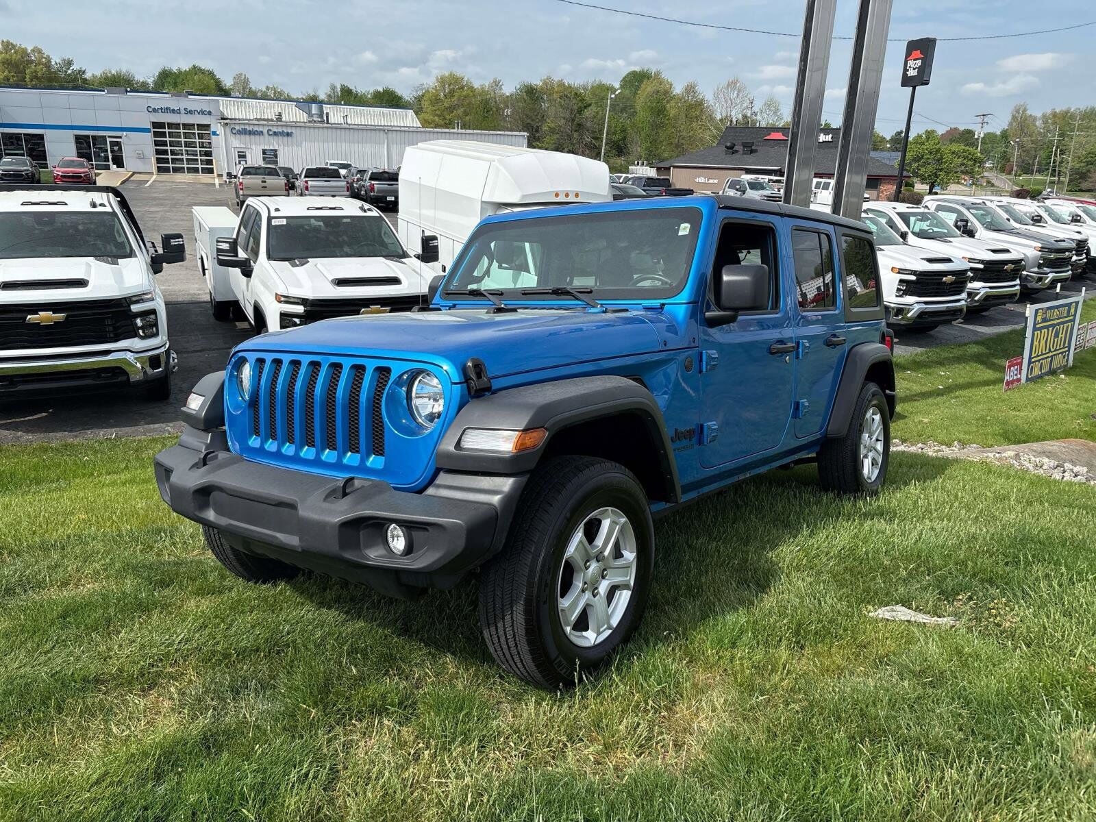 2022 JEEP Wrangler