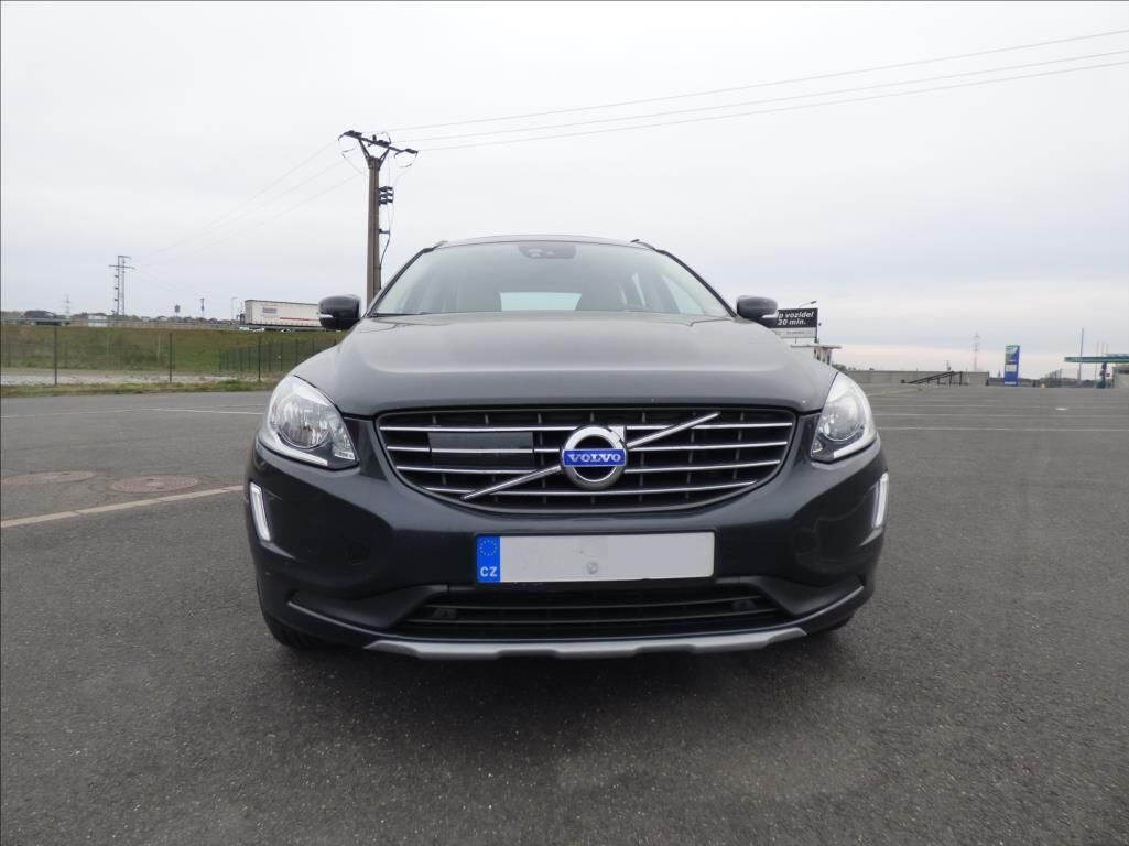 2017 VOLVO XC60