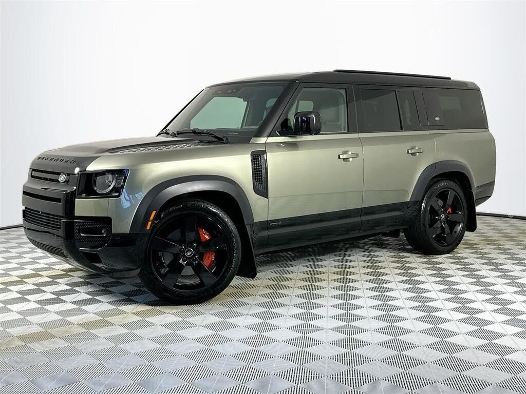 2023 LAND ROVER Defender