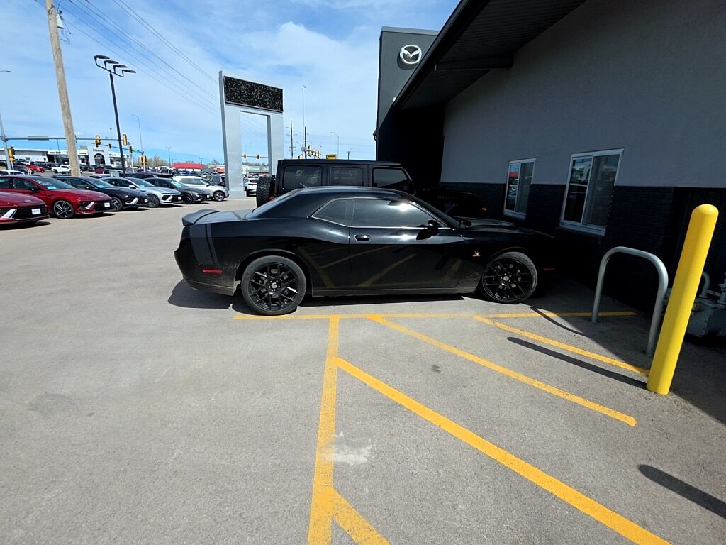 2015 DODGE Challenger
