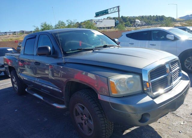 2005 DODGE Dakota