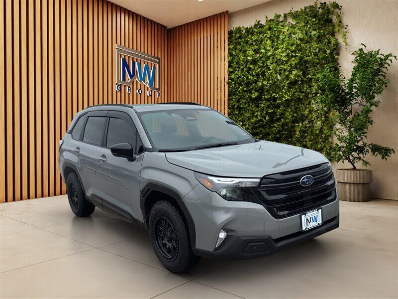 2025 SUBARU Forester