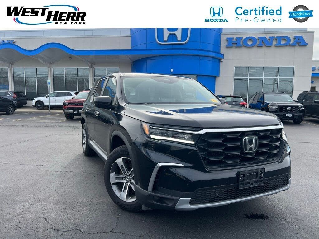 2023 HONDA Pilot