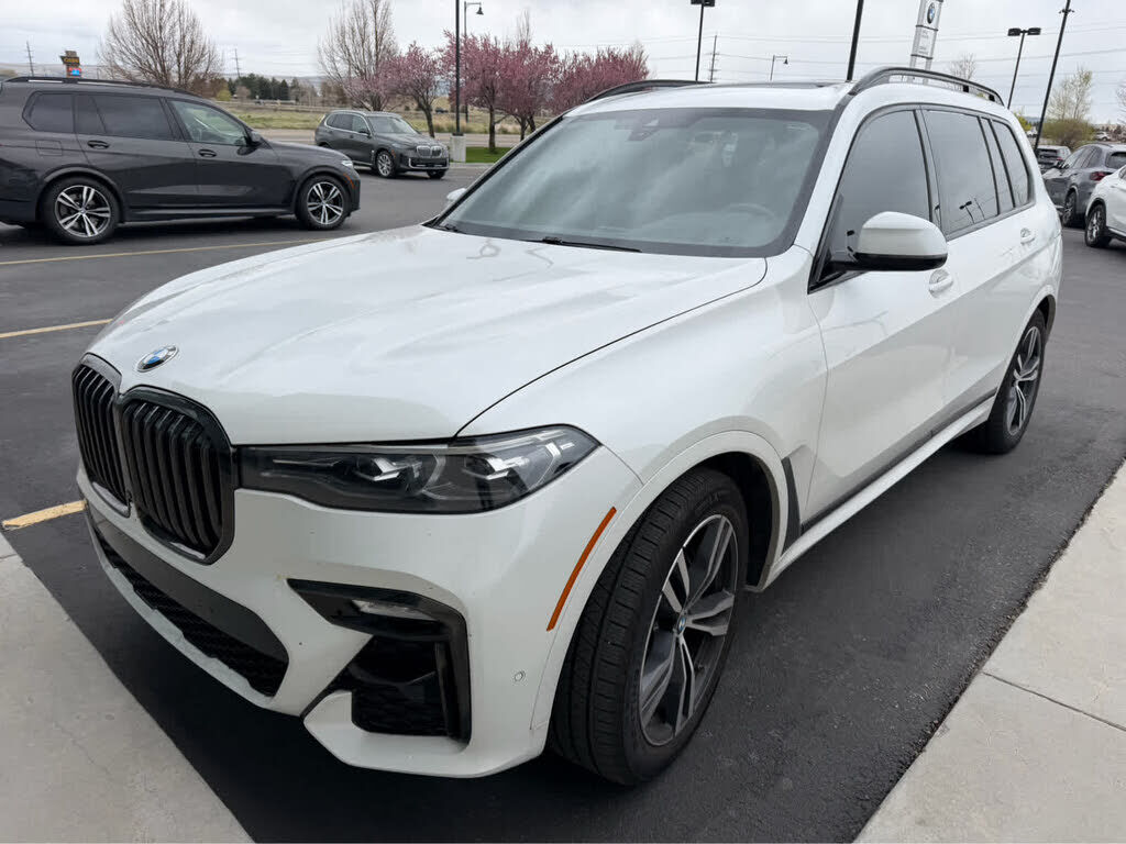 2021 BMW X7