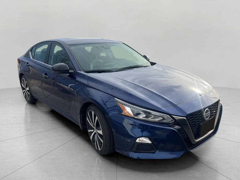 2021 NISSAN Altima