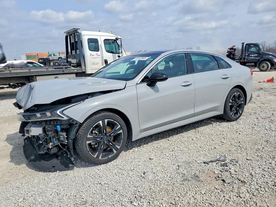 2023 KIA K5