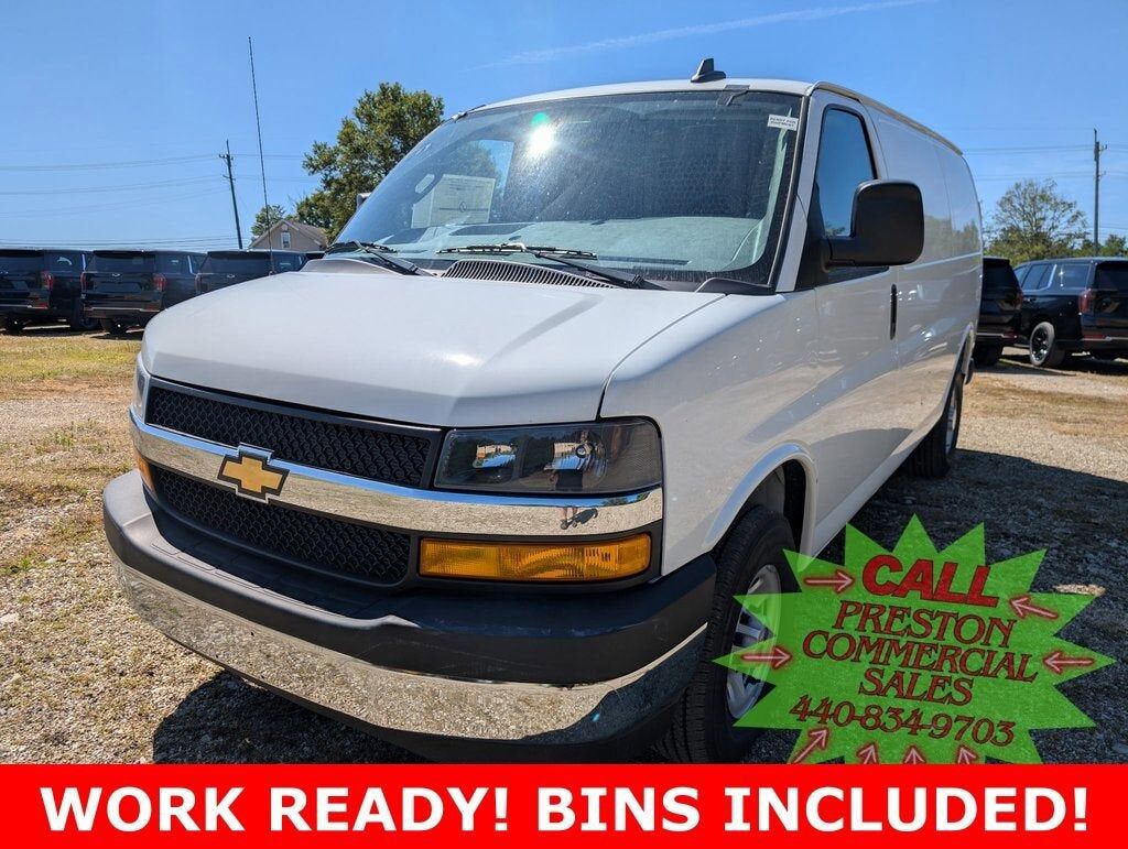 2025 CHEVROLET Express