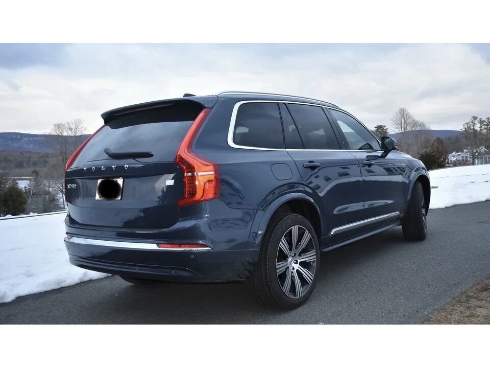 2024 VOLVO XC90