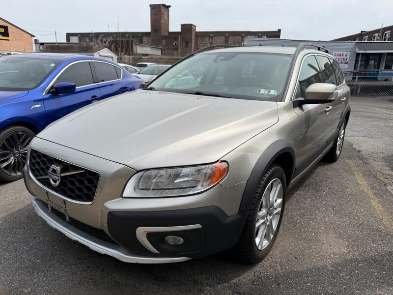 2016 VOLVO XC70